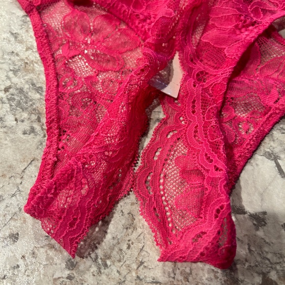 Victoria’s Secret Crotchless Panty Pink Cheeky NWT Large - Picture 3 of 6